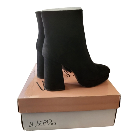 Wild pair coraff black faux suede platform boot - Picture 1 of 6